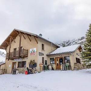 Refuge- Le Pas De L'ane , Villar-d'Arene France